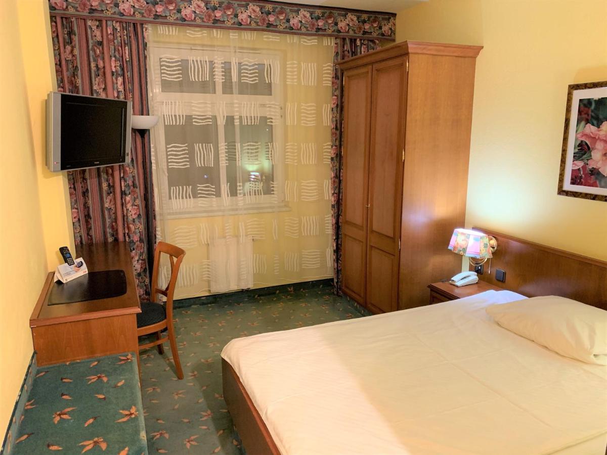 Brandiser Parkhotel Buitenkant foto